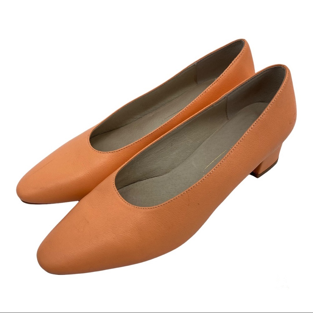 Intentionally Blank 9 Peach Almond Toe Leather Pumps
